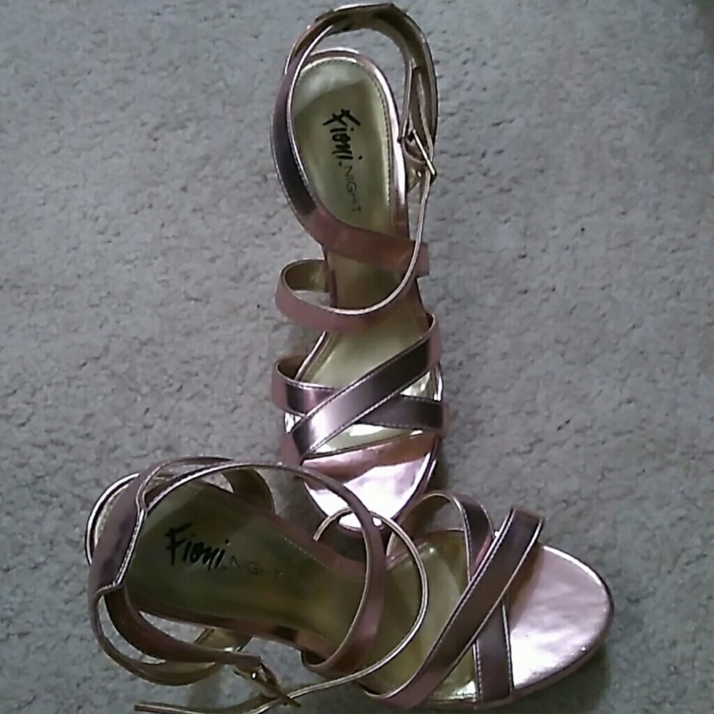 Fioni heels